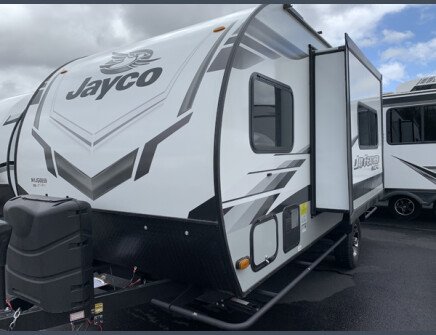 Thumbnail Photo undefined for New 2022 JAYCO Jay Feather